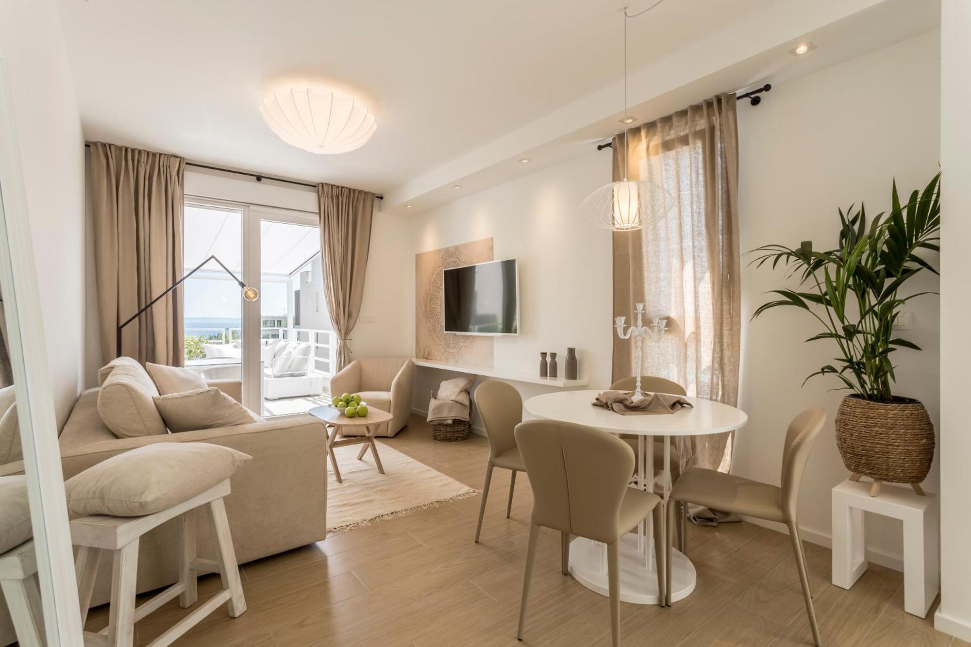 The Pleasurist - Apartment With Private Heated Pool And Terrace Split Exteriér fotografie