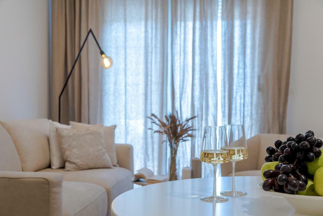 The Pleasurist - Apartment With Private Heated Pool And Terrace Split Exteriér fotografie